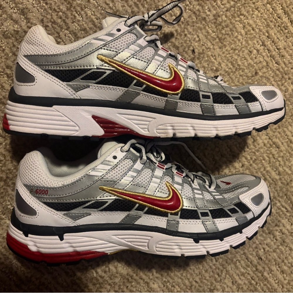 Nike Women’s P6000